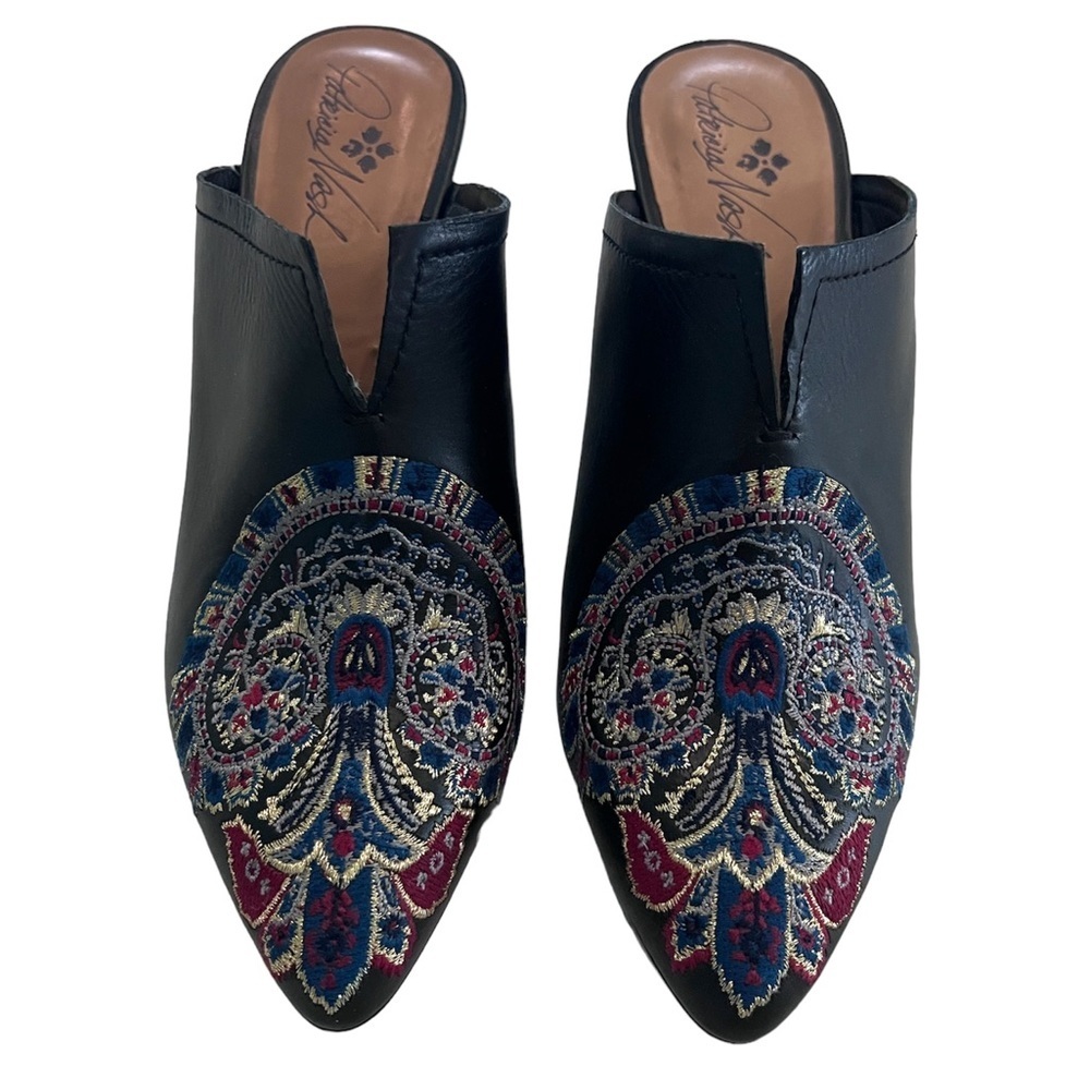 Patricia Nash Roberta Embroidered Leather Mules Size 8.5